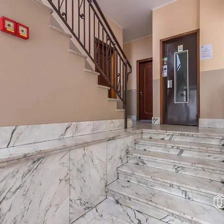 Apartment Giuria House *